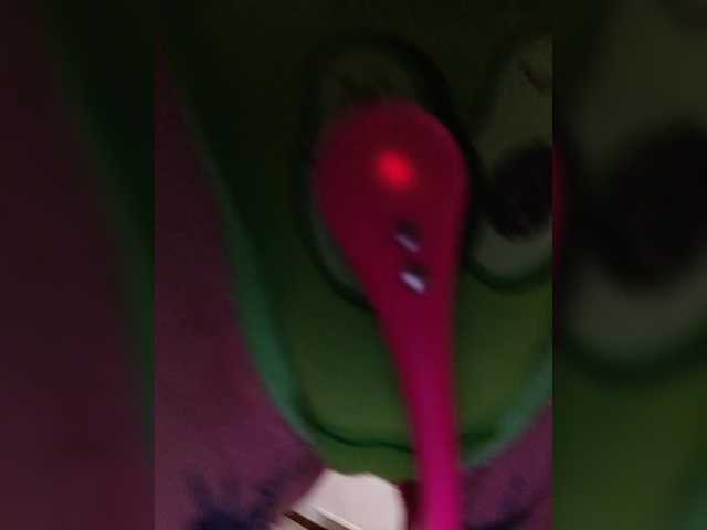 RedFox9595's BongaCams show and profile