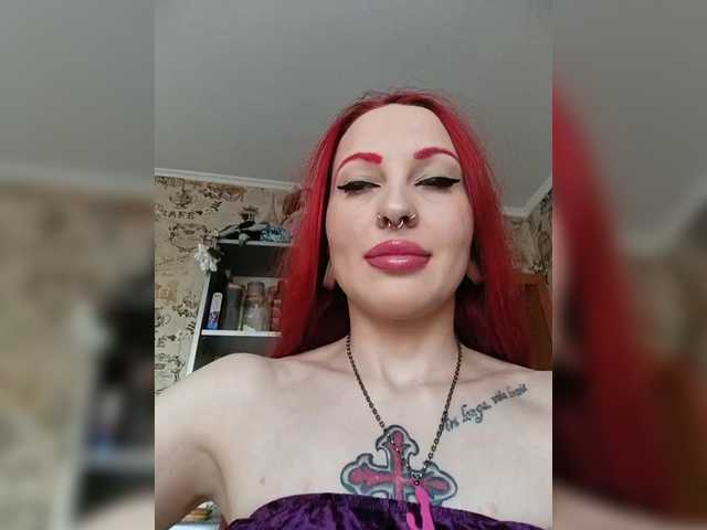 RedFox9595's BongaCams show and profile