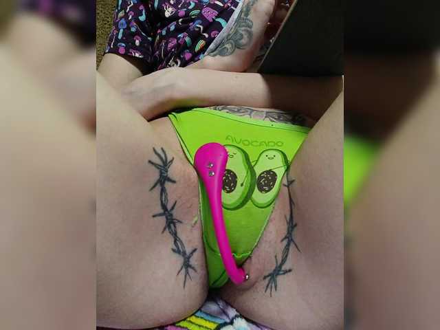 RedFox9595's BongaCams show and profile