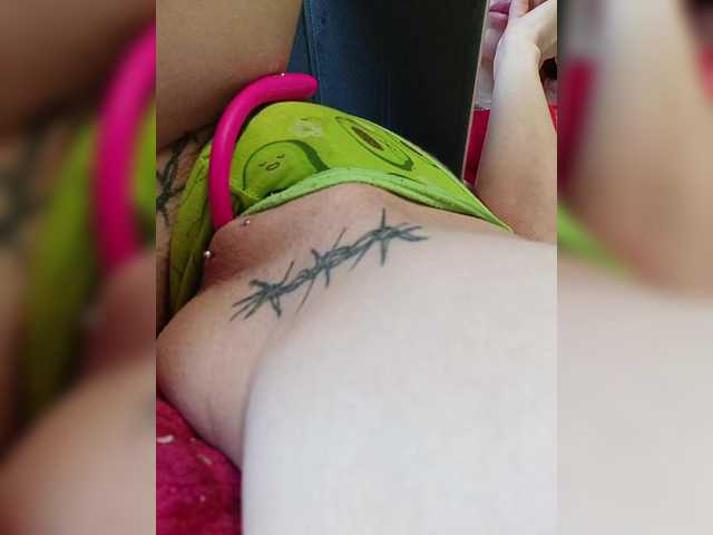 RedFox9595's BongaCams show and profile