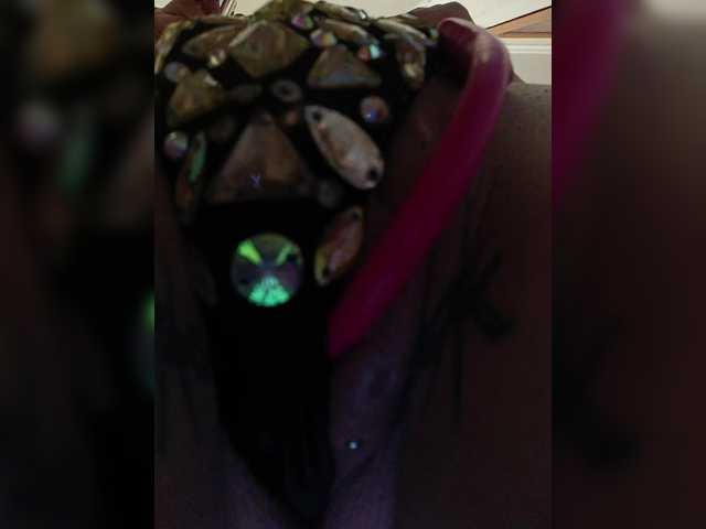 RedFox9595's BongaCams show and profile