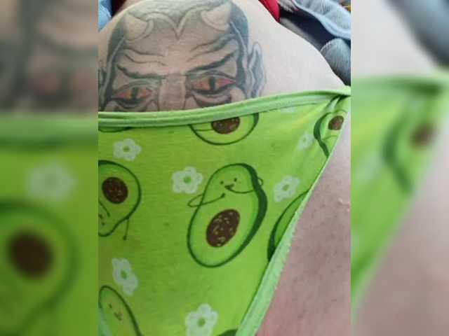 RedFox9595's BongaCams show and profile