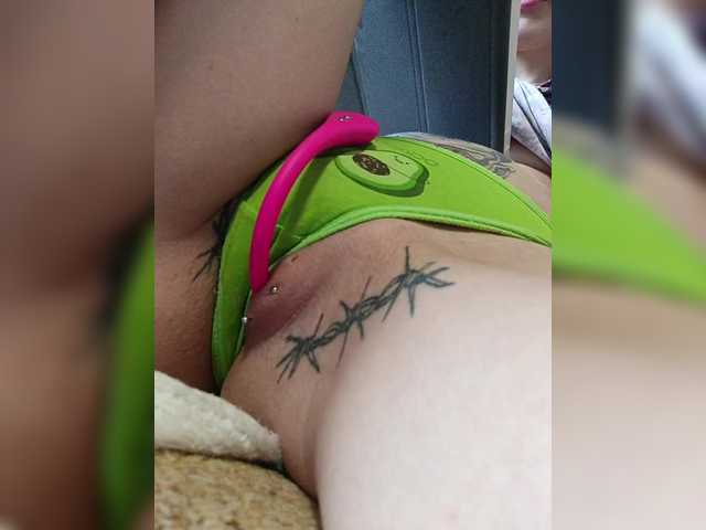 RedFox9595's BongaCams show and profile