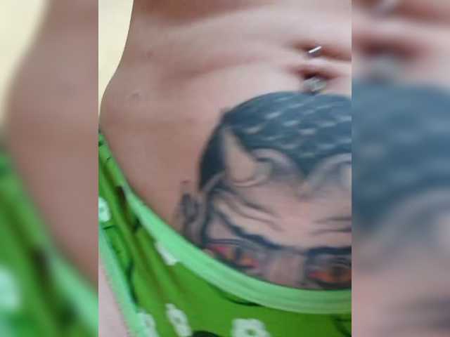 RedFox9595's BongaCams show and profile