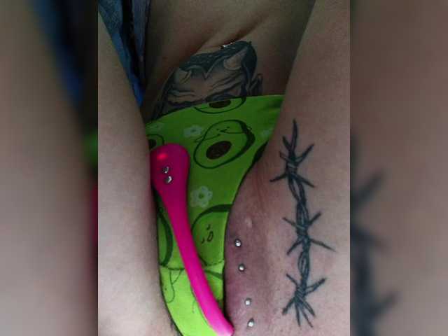 RedFox9595's BongaCams show and profile