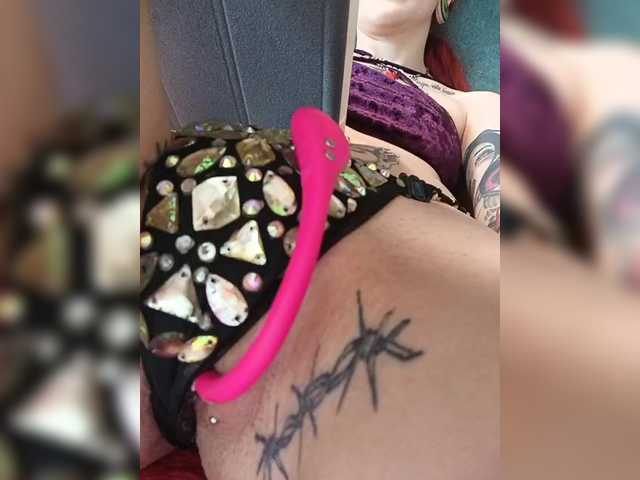 RedFox9595's BongaCams show and profile