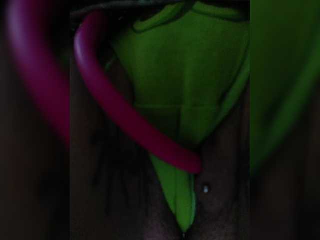 RedFox9595's BongaCams show and profile