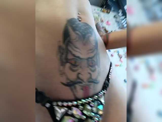 RedFox9595's BongaCams show and profile