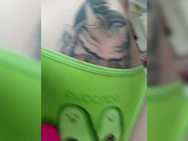 RedFox9595's BongaCams show and profile