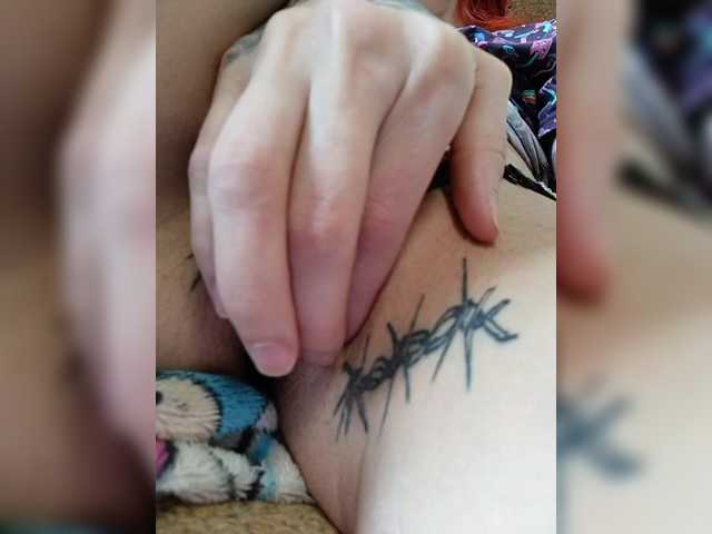 RedFox9595's BongaCams show and profile