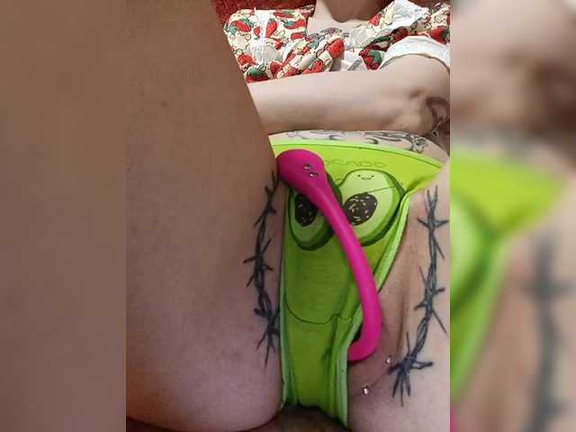 RedFox9595's BongaCams show and profile