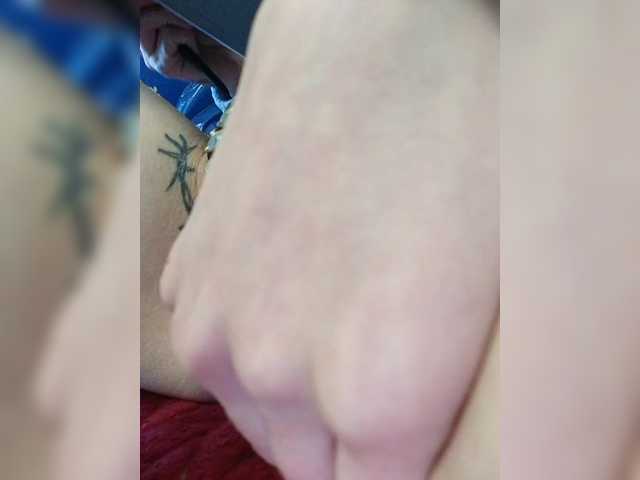 RedFox9595's BongaCams show and profile