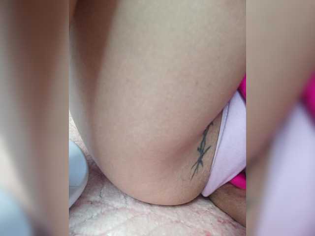 RedFox9595's BongaCams show and profile