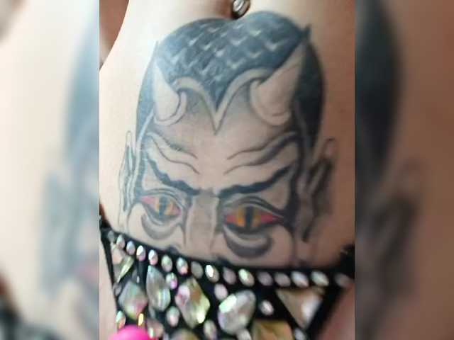 RedFox9595's BongaCams show and profile