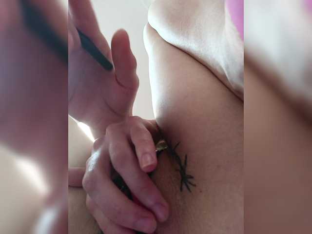 RedFox9595's BongaCams show and profile