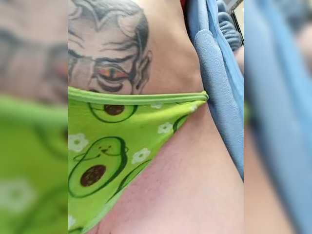 RedFox9595's BongaCams show and profile