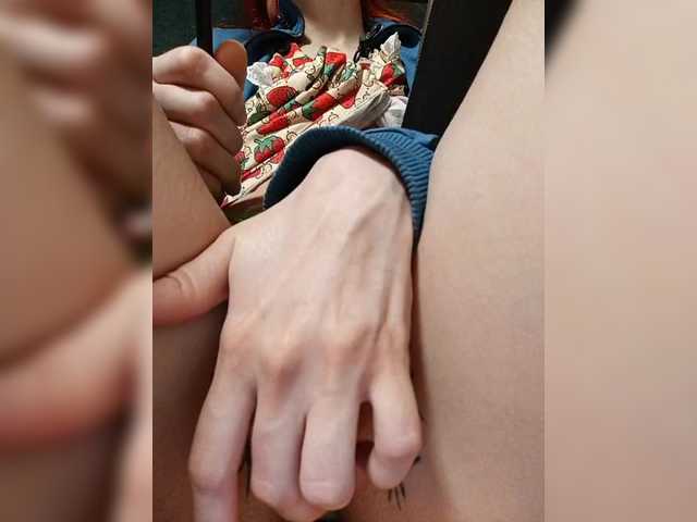 RedFox9595 from BongaCams