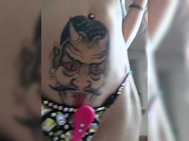 RedFox9595's BongaCams show and profile