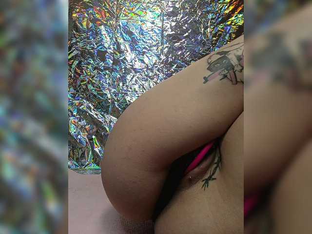 RedFox9595's BongaCams show and profile