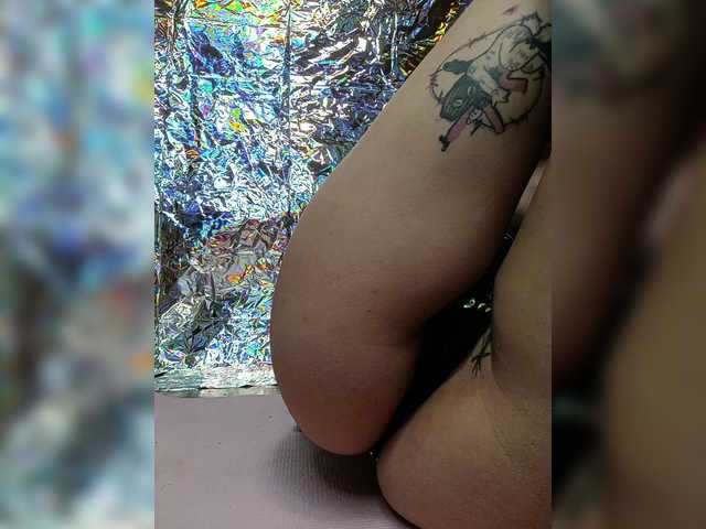 RedFox9595's BongaCams show and profile