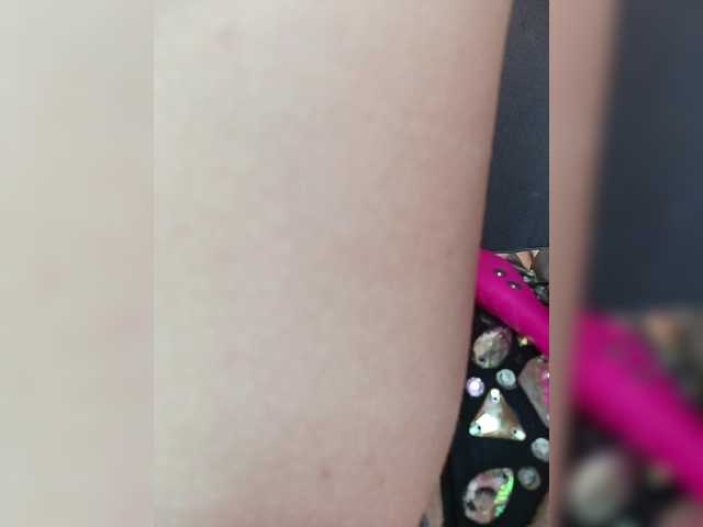 RedFox9595's BongaCams show and profile