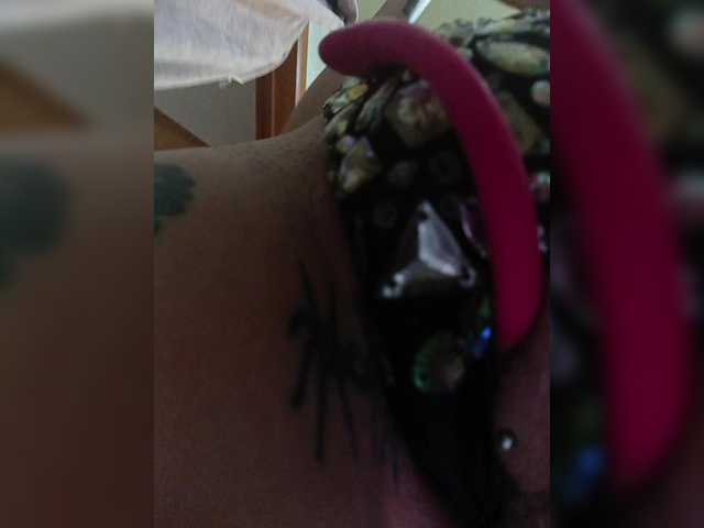 RedFox9595's BongaCams show and profile