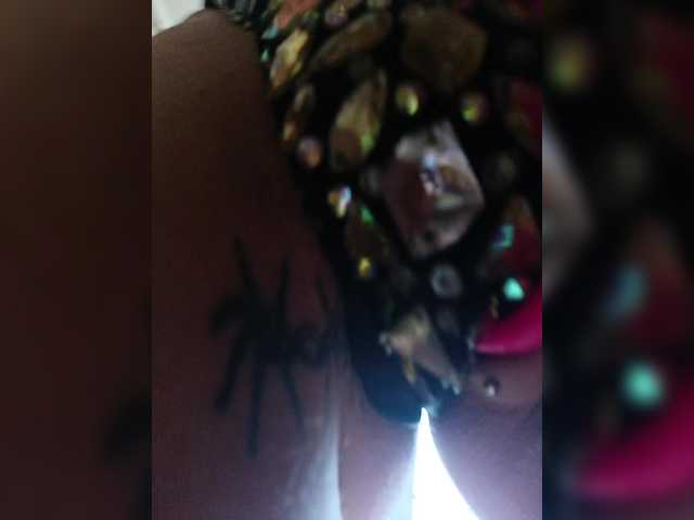 RedFox9595's BongaCams show and profile