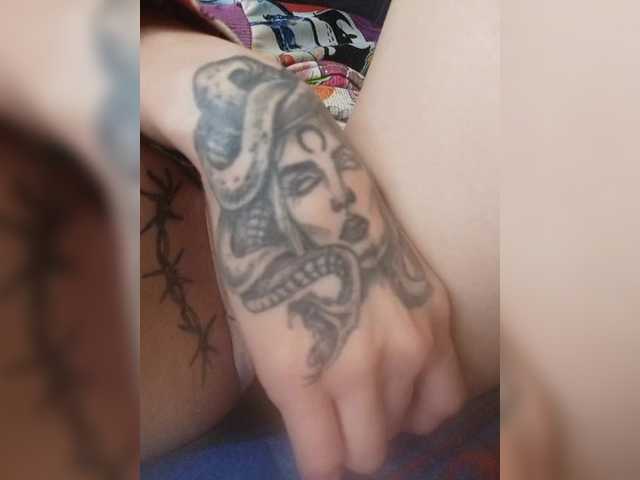 RedFox9595's BongaCams show and profile