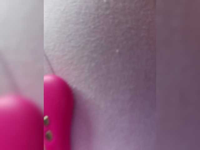 RedFox9595's BongaCams show and profile