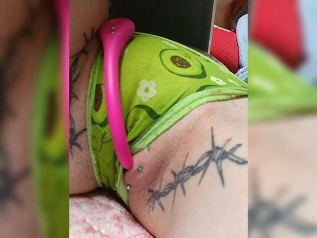 RedFox9595's BongaCams show and profile