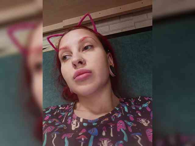 RedFox9595 Live Webcam on BongaCams