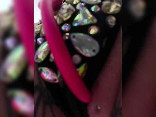 RedFox9595 Live Webcam on BongaCams