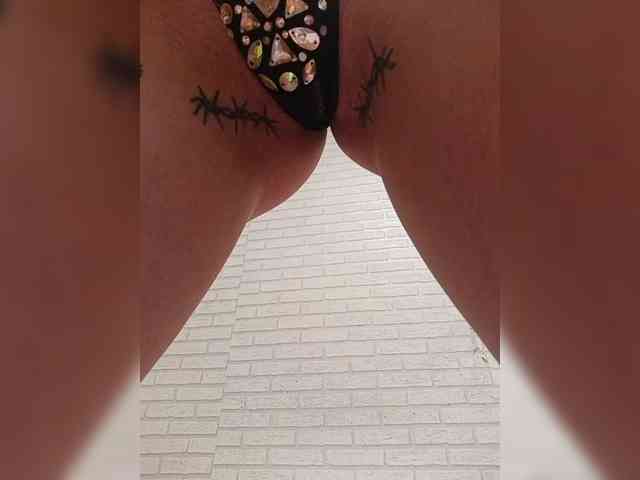 RedFox9595 Live Webcam on BongaCams