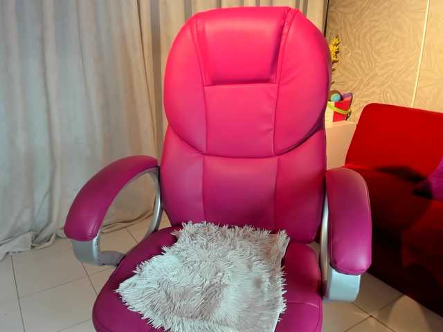 LINA-CLARK's BongaCams show and profile