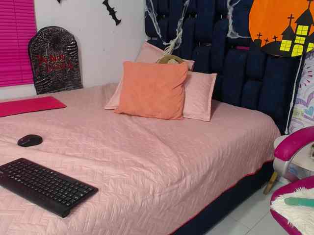 LINA-CLARK webcam