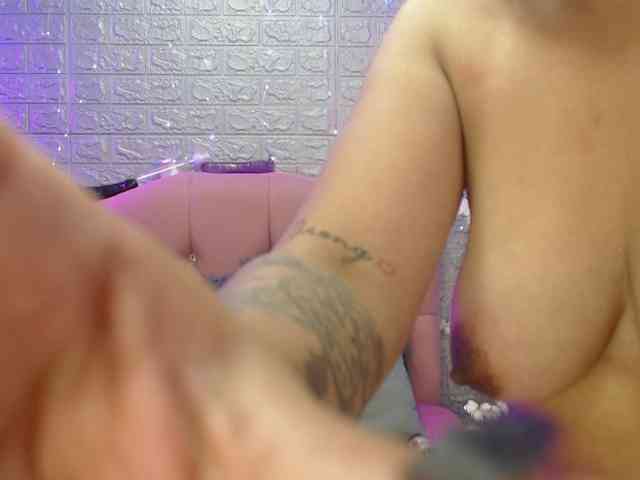 hotttgiirllesbian hotttgiirllesbian