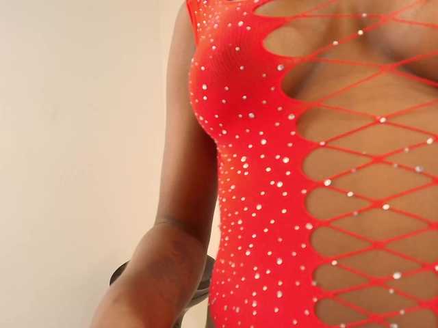 NatashaaTaylor's BongaCams show and profile