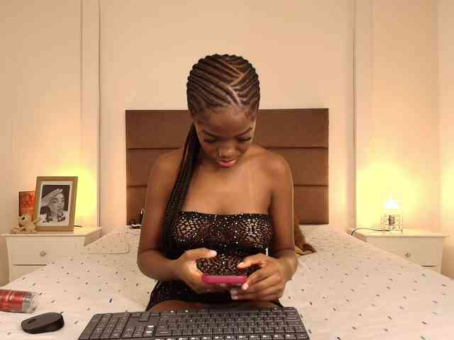 NatashaaTaylor webcam