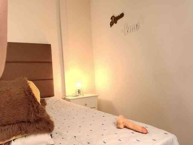 NatashaaTaylor webcam