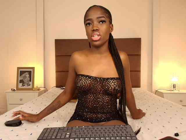 NatashaaTaylor webcam