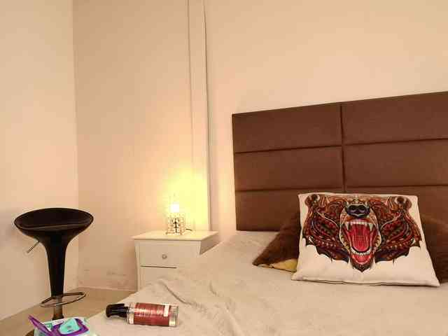 NatashaaTaylor webcam