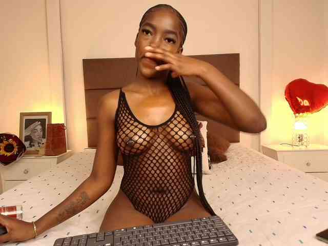 NatashaaTaylor webcam