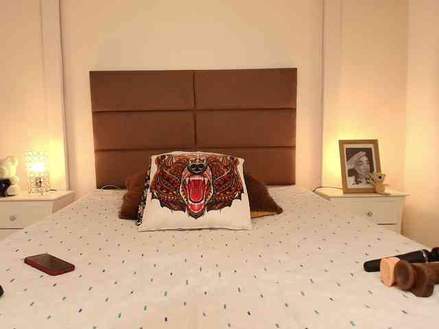 NatashaaTaylor webcam