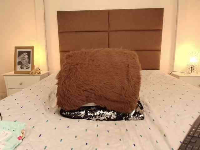 NatashaaTaylor webcam