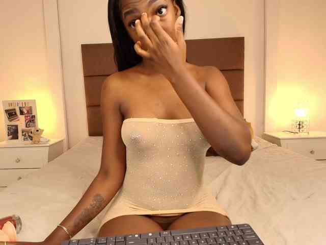 NatashaaTaylor webcam