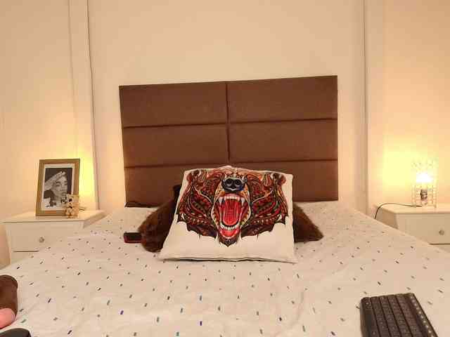 NatashaaTaylor webcam