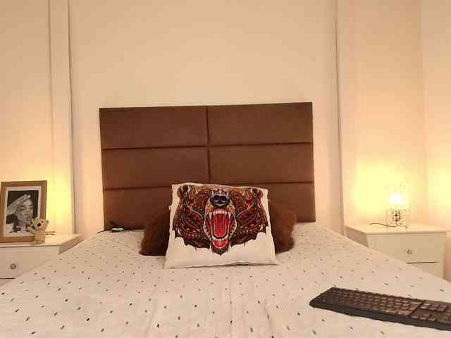 NatashaaTaylor webcam