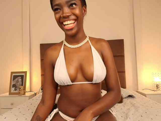 NatashaaTaylor webcam