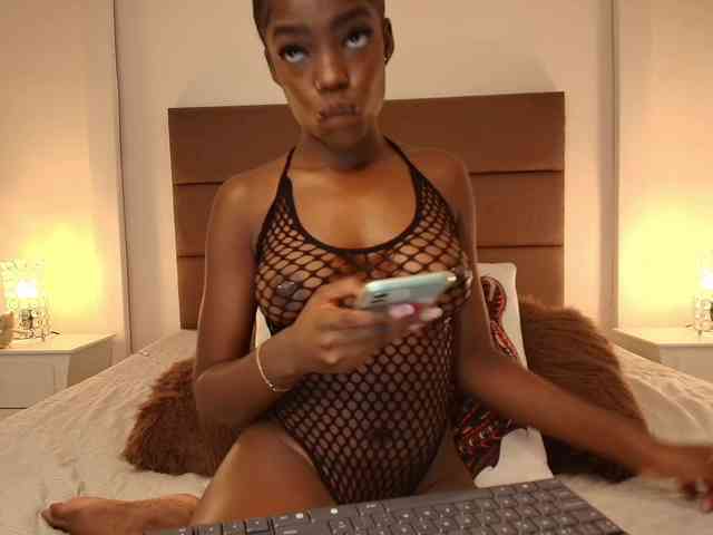 NatashaaTaylor webcam