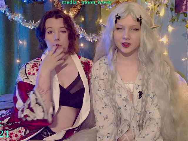 MoonWayWithMemes MoonWayWithMemes